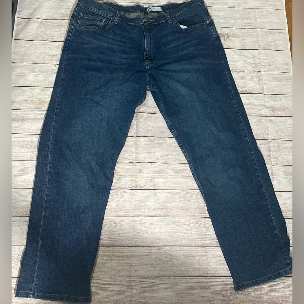 Wrangler Jeans Mens Size 38x30  Blue Denim RN 130273 Relaxed Fit Straight Leg
